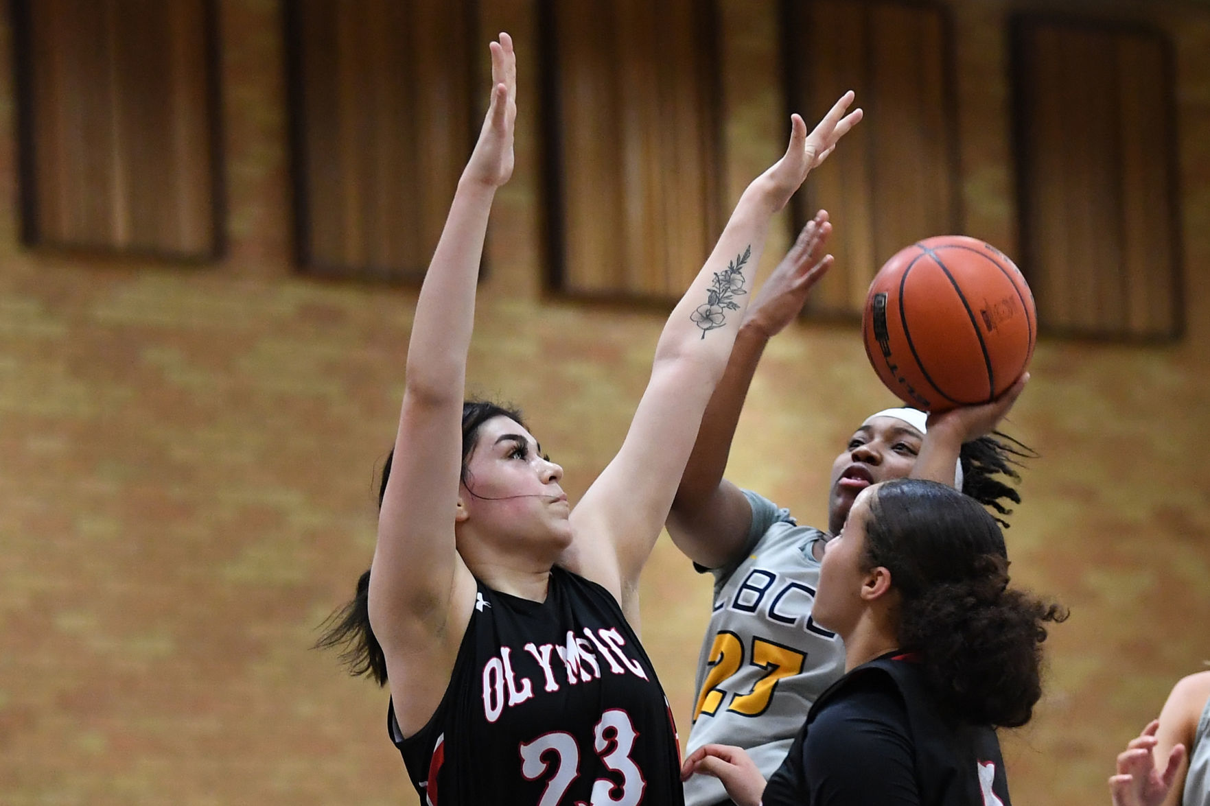 122019-dh-gallery112-spt-lbcc womens bb-leonn.JPG